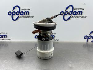 Gebruikte Benzinepomp Ford Focus 2 1.6 16V Prijs € 50,00 Margeregeling aangeboden door Gebr Opdam B.V.