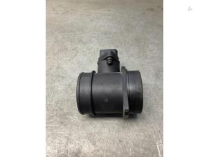 Gebruikte Luchthoeveelheidsmeter Audi A4 Avant (B6) 1.8 T 20V Prijs € 45,00 Margeregeling aangeboden door Gebr Opdam B.V.