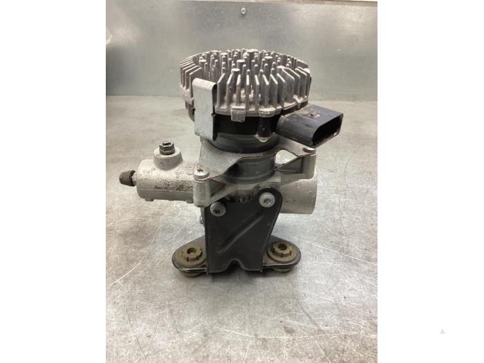 Gebruikte Rembol Volkswagen Golf VII (AUA) 1.4 GTE 16V Prijs € 150,00 Margeregeling aangeboden door Gebr Opdam B.V.