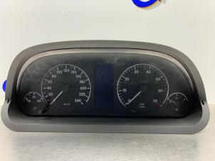 Gebruikte Kilometerteller KM Mercedes A (W169) 1.7 A-170 5-Drs. Prijs € 75,00 Margeregeling aangeboden door Gebr Opdam B.V.