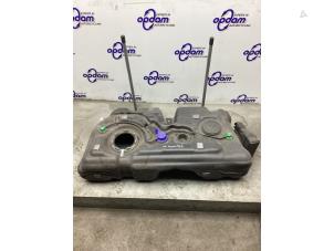 Gebruikte Brandstoftank BMW X2 (F39) sDrive 20i 1.5 12V TwinPower Turbo Prijs € 250,00 Margeregeling aangeboden door Gebr Opdam B.V.