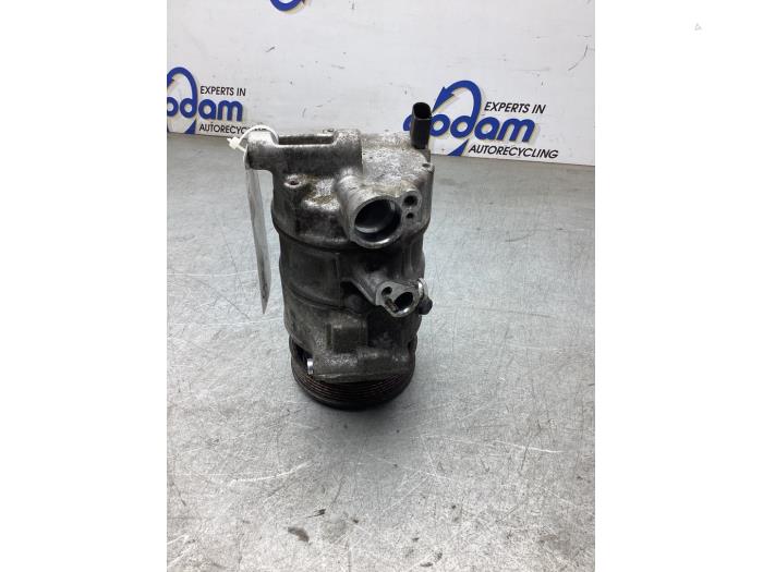 Gebruikte Aircopomp Volkswagen Passat Variant (3G5) 1.4 TSI 16V Prijs € 150,00 Margeregeling aangeboden door Gebr Opdam B.V.