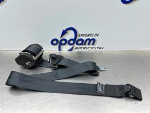 Gebruikte Veiligheidsgordel links-achter Renault Grand Scénic III (JZ) 1.6 16V Prijs € 50,00 Margeregeling aangeboden door Gebr Opdam B.V.
