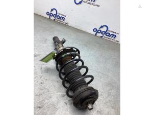 Gebruikte Mac Phersonpoot rechts-voor Citroen C3 (SX/SW) 1.2 Vti 12V PureTech Prijs € 70,00 Margeregeling aangeboden door Gebr Opdam B.V.