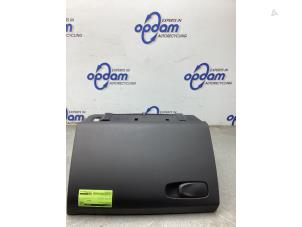 Gebruikte Dashboardkastje Volvo V40 (MV) 1.6 T3 GTDi 16V Prijs € 40,00 Margeregeling aangeboden door Gebr Opdam B.V.