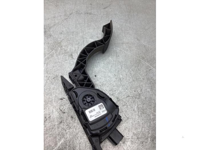 Gebruikte Sensor Gaspedaalpositie Volvo V40 (MV) 1.6 T3 GTDi 16V Prijs € 40,00 Margeregeling aangeboden door Gebr Opdam B.V.