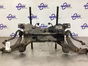 Subframe van een Ford Focus 2 Wagon 1.6 16V 2010