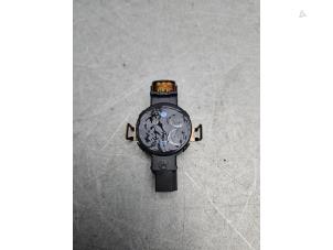 Gebruikte Regensensor Volkswagen Passat Variant (3G5) 1.4 TSI 16V Prijs € 50,00 Margeregeling aangeboden door Gebr Opdam B.V.