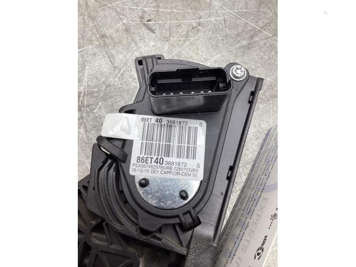 Gebruikte Gaspedaalpositie Sensor Toyota ProAce 2.0 D-4D 122 16V Worker Prijs € 30,00 Margeregeling aangeboden door Gebr Opdam B.V.