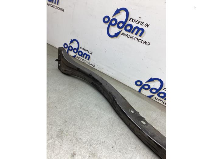 Subframe van een Renault Twingo III (AH) 1.0 SCe 75 12V 2020