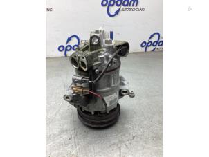 Gebruikte Aircopomp Renault Twingo III (AH) 1.0 SCe 75 12V Prijs € 175,00 Margeregeling aangeboden door Gebr Opdam B.V.