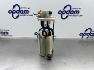 Gebruikte Benzinepomp Alfa Romeo GT (937) 2.0 JTS 16V Prijs € 75,00 Margeregeling aangeboden door Gebr Opdam B.V.