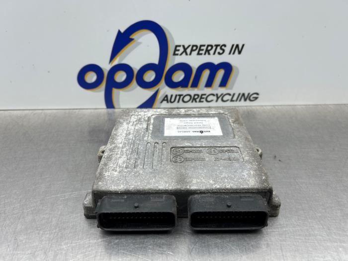 Gebruikte LPG Module Renault Kangoo (KC) 1.6 16V Prijs € 75,00 Margeregeling aangeboden door Gebr Opdam B.V.