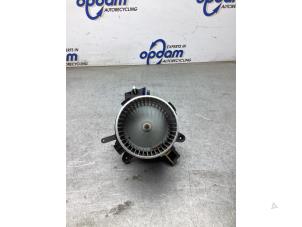 Gebruikte Chaufage Ventilatiemotor Toyota ProAce 2.0 D-4D 122 16V Worker Prijs € 50,00 Margeregeling aangeboden door Gebr Opdam B.V.