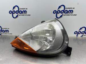 Gebruikte Koplamp links Ford Ka I 1.3i Prijs € 40,00 Margeregeling aangeboden door Gebr Opdam B.V.
