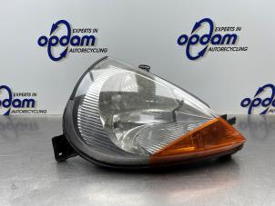 Gebruikte Rechter Koplamp Ford Ka I 1.3i Prijs € 40,00 Margeregeling aangeboden door Gebr Opdam B.V.