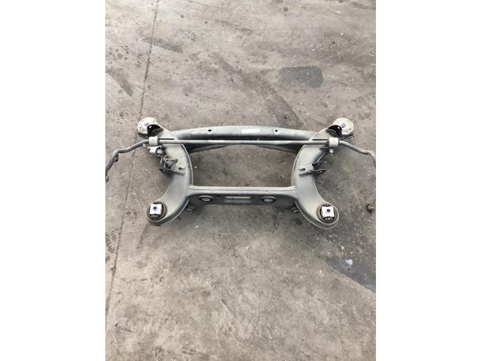 Gebruikte Subframe Mercedes GLC (X253) 2.0 200 16V EQ Boost 4-Matic Prijs € 250,00 Margeregeling aangeboden door Gebr Opdam B.V.