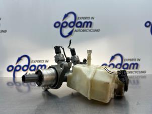 Gebruikte Hoofdremcilinder BMW 3 serie (E46/4) 328i 24V Prijs € 100,00 Margeregeling aangeboden door Gebr Opdam B.V.