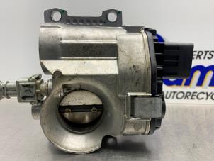 Gebruikte Gasklephuis Renault Twingo (C06) 1.2 16V Prijs € 50,00 Margeregeling aangeboden door Gebr Opdam B.V.