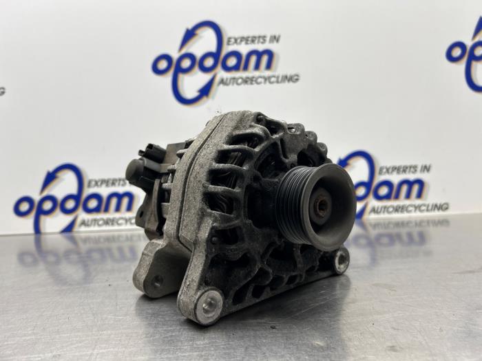 Gebruikte Dynamo Peugeot 206 (2A/C/H/J/S) 1.4 XR,XS,XT,Gentry Prijs € 50,00 Margeregeling aangeboden door Gebr Opdam B.V.