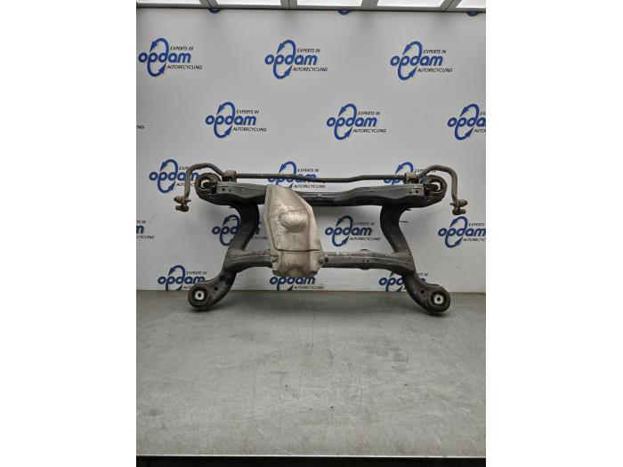 Gebruikte Subframe Mercedes GLA (156.9) 2.2 220 CDI 16V 4-Matic Prijs € 300,00 Margeregeling aangeboden door Gebr Opdam B.V.