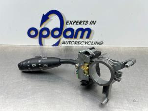 Gebruikte Licht + Raw Schakelaar Mercedes B (W245) 2.0 B-200 16V Prijs € 100,00 Margeregeling aangeboden door Gebr Opdam B.V.