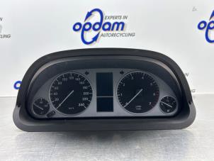 Gebruikte Tellerklok Mercedes B (W245) 2.0 B-200 16V Prijs € 100,00 Margeregeling aangeboden door Gebr Opdam B.V.