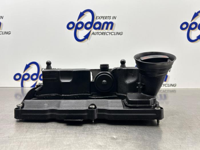 Gebruikte Kleppendeksel Skoda Fabia II Combi 1.2 TDI 12V Greenline Prijs € 30,00 Margeregeling aangeboden door Gebr Opdam B.V.