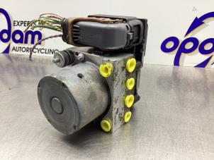 Gebruikte ABS Pomp Peugeot Partner (GC/GF/GG/GJ/GK) 1.6 HDI 75 16V Prijs € 150,00 Margeregeling aangeboden door Gebr Opdam B.V.