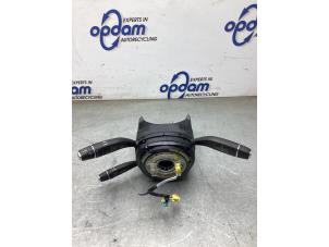 Gebruikte Combischakelaar Stuurkolom Mercedes GLA (156.9) 1.6 180 16V Prijs € 350,00 Margeregeling aangeboden door Gebr Opdam B.V.