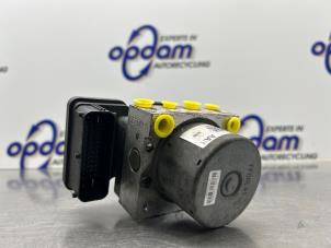 Gebruikte ABS Pomp Chevrolet Spark (M300) 1.2 16V Prijs € 125,00 Margeregeling aangeboden door Gebr Opdam B.V.