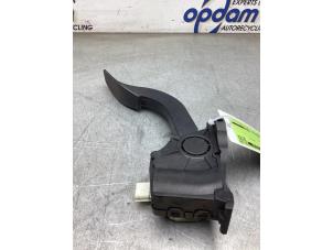 Gebruikte Sensor Gaspedaalpositie Opel Karl 1.0 12V Prijs € 35,00 Margeregeling aangeboden door Gebr Opdam B.V.