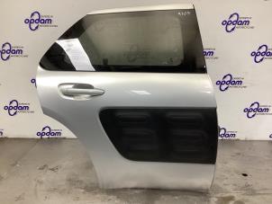 Gebruikte Deur 4Deurs rechts-achter Citroen C4 Cactus (0B/0P) 1.2 PureTech 82 12V Prijs € 200,00 Margeregeling aangeboden door Gebr Opdam B.V.