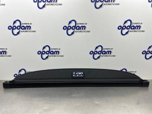 Nieuwe Rolhoes Bagageruimte Mercedes ML-Klasse Prijs € 181,44 Inclusief btw aangeboden door Gebr Opdam B.V.