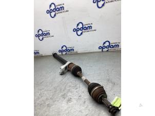 Gebruikte Cardanas rechts-voor (VWA) Kia Niro I (DE) 1.6 GDI Hybrid Prijs € 150,00 Margeregeling aangeboden door Gebr Opdam B.V.