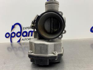 Gebruikte Gasklephuis Citroen C2 (JM) 1.1 Prijs € 50,00 Margeregeling aangeboden door Gebr Opdam B.V.