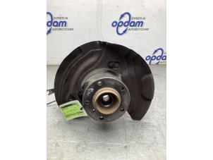 Gebruikte Fusee rechts-voor BMW X1 (E84) xDrive 18d 2.0 16V Prijs € 80,00 Margeregeling aangeboden door Gebr Opdam B.V.