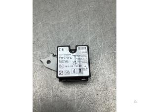 Gebruikte Central electronic module Toyota Aygo X 1.0 12V VVT-i Prijs € 50,00 Margeregeling aangeboden door Gebr Opdam B.V.