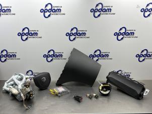 Gebruikte Airbag Set + Module Suzuki Swift (ZA/ZC/ZD) 1.2 16V Prijs € 550,00 Margeregeling aangeboden door Gebr Opdam B.V.