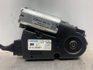 Gebruikte Schuifdak Motor BMW Mini One/Cooper (R50) 1.6 16V Cooper Prijs € 100,00 Margeregeling aangeboden door Gebr Opdam B.V.