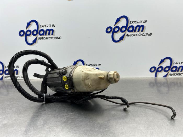 Gebruikte Servopomp Opel Astra H SW (L35) 1.7 CDTi 16V Prijs € 350,00 Margeregeling aangeboden door Gebr Opdam B.V.