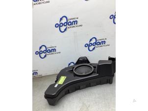 Gebruikte Subwoofer Lynk &amp; Co 01 1.5 PHEV Prijs € 121,00 Inclusief btw aangeboden door Gebr Opdam B.V.