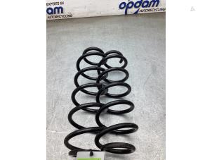 Gebruikte Veerschroef achter Mazda CX-3 (DJ/DK) 2.0 SkyActiv-G 121 Prijs € 45,00 Margeregeling aangeboden door Gebr Opdam B.V.