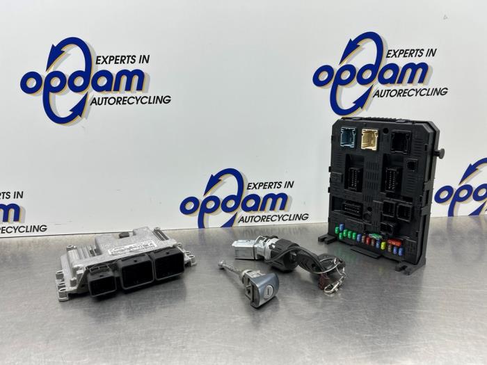 Gebruikte Computer Motormanagement Citroen C4 Picasso (UD/UE/UF) 1.6 16V THP Sensodrive Prijs € 450,00 Margeregeling aangeboden door Gebr Opdam B.V.
