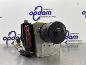 Gebruikte ABS Pomp Mercedes C (W203) 3.2 C-320 V6 18V Prijs € 250,00 Margeregeling aangeboden door Gebr Opdam B.V.