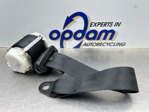 Gebruikte Veiligheidsgordel links-achter Alfa Romeo Giulietta (940) 1.4 TB 16V Prijs € 50,00 Margeregeling aangeboden door Gebr Opdam B.V.