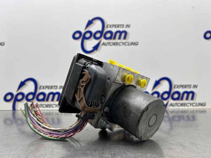 Gebruikte ABS Pomp Citroen C4 Grand Picasso (UA) 2.0 HDiF 16V 135 Prijs € 150,00 Margeregeling aangeboden door Gebr Opdam B.V.