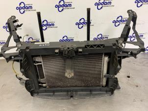 Gebruikte Frontpaneel Mitsubishi Colt (Z2/Z3) 1.3 16V Prijs € 150,00 Margeregeling aangeboden door Gebr Opdam B.V.