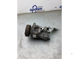 Gebruikte Pomp Airco Volkswagen Crafter (SY) 2.0 TDI FWD Prijs € 150,00 Margeregeling aangeboden door Gebr Opdam B.V.