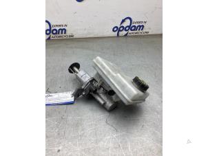 Gebruikte Hoofdremcilinder Volkswagen Crafter (SY) 2.0 TDI FWD Prijs € 70,00 Margeregeling aangeboden door Gebr Opdam B.V.